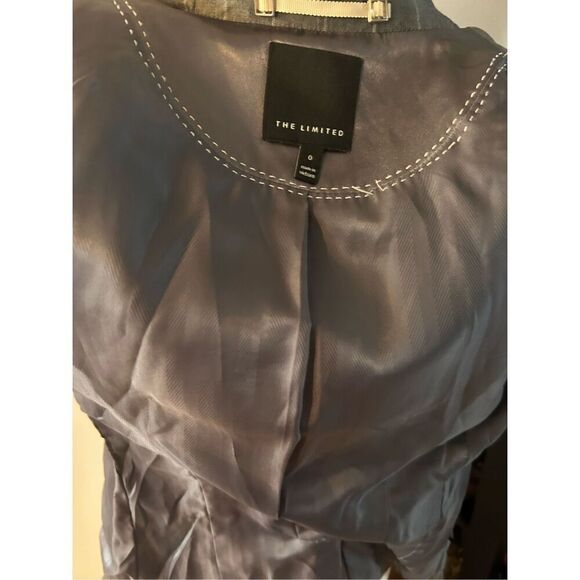 The limited gray and stripped blazer size 0 - Picture 4 of 5